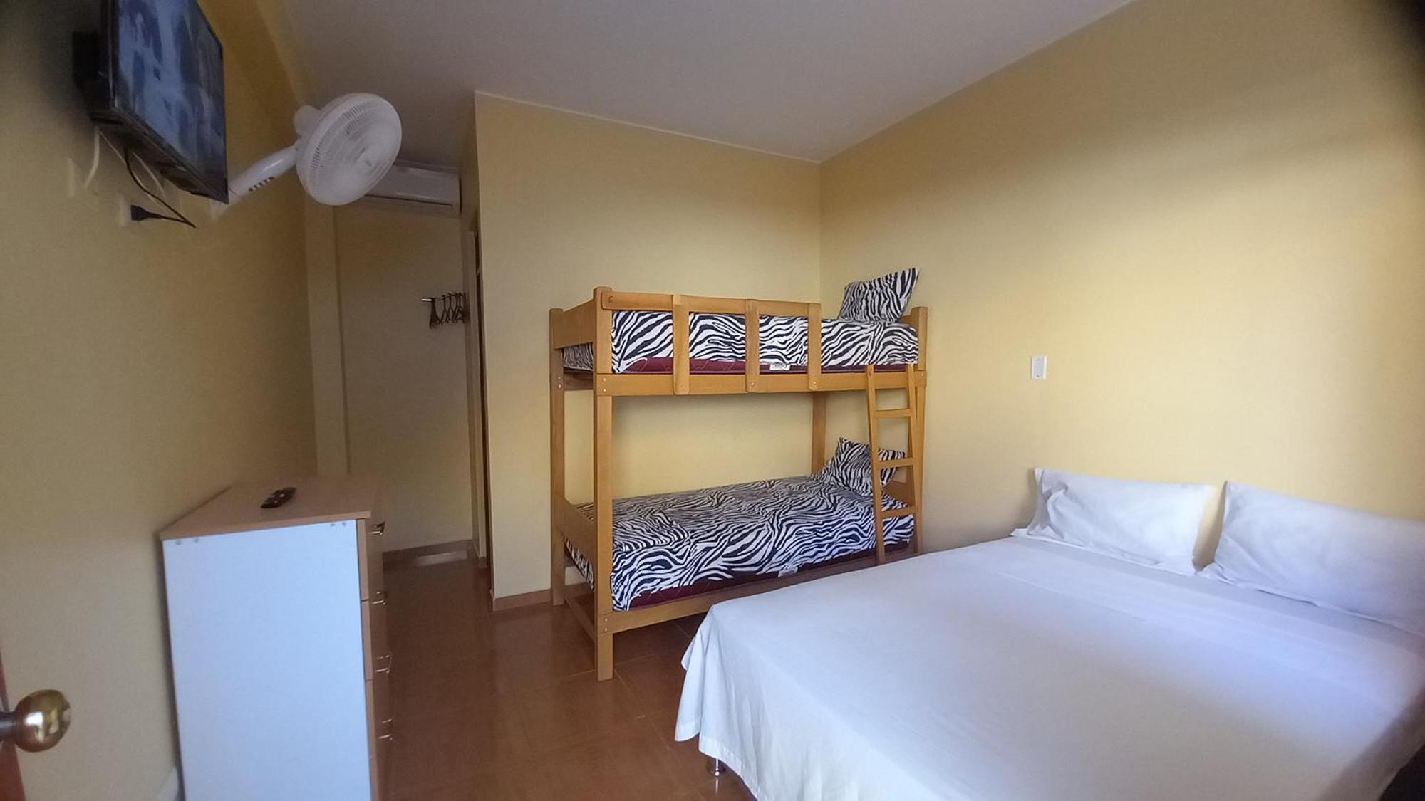 Hospedaje Ola Marina Mancora Ruang foto